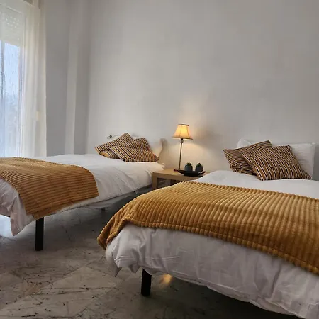 Apartamento Frente Al Mar En Torremolinos, Málaga *